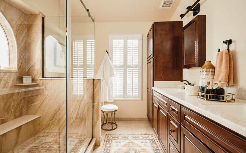 How Can Remodelling a Bathroom Raise the Value of a House