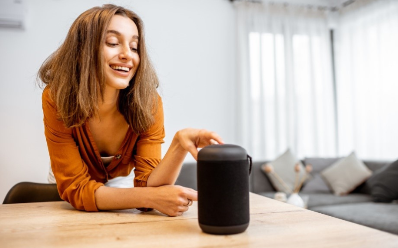 Why Do Smart Speakers Appeal to Beginners