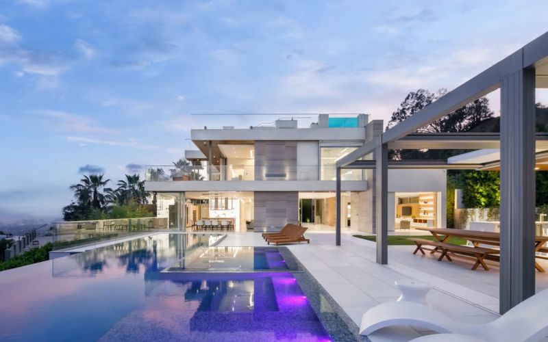 Why should you invest in a little luxurious home